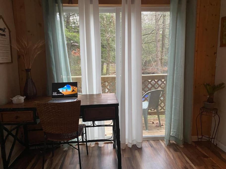Peaceful Gateway To Island Creek Cottage East Stroudsburg Eksteriør billede